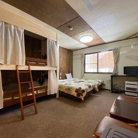 Hareruya Bed & Breakfast Hakuba Exterior photo